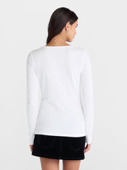 No Boundaries Women's Long-Sleeve Crewneck Tee
