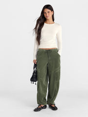 No Boundaries Women's Long-Sleeve Crewneck Tee